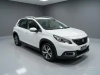 Usata Peugeot 2008 Allure 110 CV (80 kW) 2017 Bianco SUV