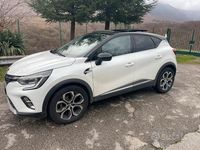 Usata Renault Captur Intens 101 CV (74 kW) 2022 Bianco SUV
