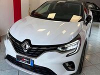 Usata Renault Captur Intens 160 CV (117 kW) 2020 Bianco SUV
