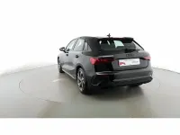 Usata Audi A3 Sportback S-Line 110 CV (80 kW) 2023 Nero mito metallizzato Utilitaria