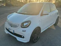 Usata Smart ForFour Brabus 90 CV (66 kW) 2019 Bianco Utilitaria