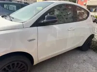 Begagnad Lancia Ypsilon 80 HK (58 kW) 2014 Halvkombi