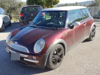 Usata Mini Cooper 116 CV (85 kW) 2002 Marrone Utilitaria