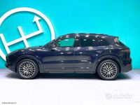Usata Porsche Cayenne Sport 340 CV (250 kW) 2021 Blu/azzurro SUV