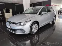 Usata VW Golf VII Life 150 CV (110 kW) 2021 Grigio Utilitaria