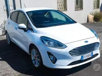 Begagnad Ford Fiesta Titanium 86 HK (63 kW) 2019 Vit Halvkombi