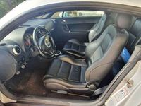 Second-hand Audi TT 225 CP (165 kW) 2000 Argintiu Coupe