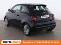 Begagnad Fiat 500e Action 42 kW (58 HK) 2022 Svart Halvkombi