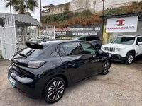 Usata Peugeot 208 Allure 101 CV (74 kW) 2025 Nero Utilitaria