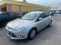 Usata Ford Focus 100 CV (73 kW) 2013 Grigio Station wagon