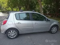 Usata Renault Clio III 75 CV (55 kW) 2012 Grigio Berlina