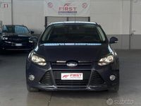 Usata Ford Focus Titanium 115 CV (84 kW) 2012 Blu Utilitaria