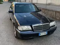 Usata Mercedes C200 192 CV (141 kW) 1999 Nero Berlina