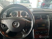 usata Mercedes B180 2.0 BLUE EFFICIENCY 116CV NGT