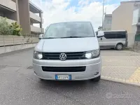 Usata VW Multivan 140 CV (102 kW) 2011 Grigio Monovolume
