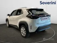 Usata Toyota Yaris Cross Active 116 CV (85 kW) 2024 Bianco SUV