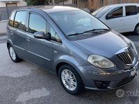 Usata Lancia Musa 77 CV (56 kW) 2010 Grigio Monovolume