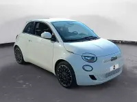 Usata Fiat 500e Icon 86 kW (118 CV) 2022 Bianco Utilitaria