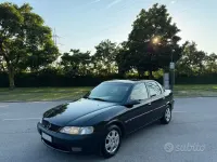 Usata Opel Vectra 116 CV (85 kW) 1996 Grigio Berlina