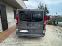 Usata Renault Trafic 102 CV (75 kW) 2010 Monovolume