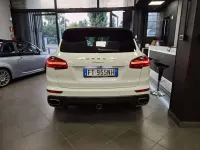 Usata Porsche Cayenne 239 CV (175 kW) 2017 Bianco SUV