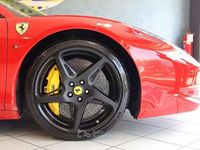 Usata Ferrari 458 600 CV (441 kW) 2015 Rosso Cabrio