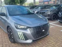 Usata Peugeot 208 Allure 101 CV (74 kW) 2024 Grigio scuro Utilitaria