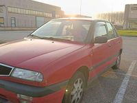 Usata Lancia Delta 75 CV (55 kW) 1994 Rosso Utilitaria