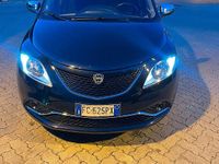 Usata Lancia Ypsilon 69 CV (50 kW) 2016 Nero Utilitaria