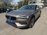 Usata Volvo V60 CC Business Edition 190 CV (139 kW) 2020 Grigio Station wagon