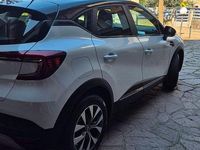 Usata Renault Captur 100 CV (73 kW) 2021 Bianco SUV