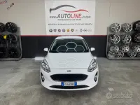 Usata Ford Fiesta 86 CV (63 kW) 2019 Bianco Utilitaria