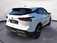 Usata Nissan Qashqai N-Connecta 140 CV (102 kW) 2023 Bianco SUV