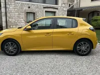 Usata Peugeot 208 Active 101 CV (74 kW) 2021 Giallo Utilitaria