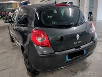 Usata Renault Clio II 78 CV (57 kW) 2009 Utilitaria