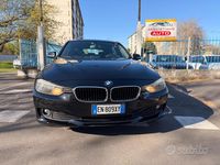 Usata BMW 318 Luxury Line 143 CV (105 kW) 2013 Nero Station wagon