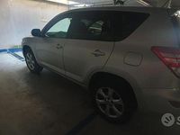 Usata Toyota RAV4 150 CV (110 kW) 2012 Grigio SUV