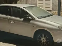 Usata Lancia Delta 90 CV (66 kW) 2009 Grigio Utilitaria