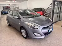 Usata Hyundai i30 Classic 90 CV (66 kW) 2012 Grigio Berlina