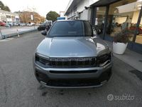 Nuova Jeep Avenger Summit 100 CV (73 kW) 2025 Grigio SUV