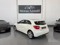 Usata Mercedes A180 109 CV (80 kW) 2017 Bianco Utilitaria