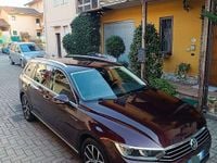 Usata VW Passat Executive 190 CV (139 kW) 2017 Rosso Station wagon