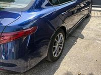 Usata Alfa Romeo Giulia 150 CV (110 kW) 2017 Blu Berlina