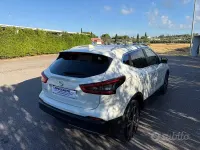 Usata Nissan Qashqai N-Connecta 116 CV (85 kW) 2019 Bianco SUV