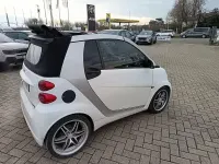 Usata Smart ForTwo Cabrio Brabus 98 CV (72 kW) 2010 Bianco Cabrio