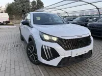 Usata Peugeot 2008 Active 102 CV (75 kW) 2024 Bianco SUV
