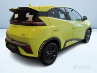 Nuova BYD Dolphin Surf Comfort 2026 Verde Utilitaria