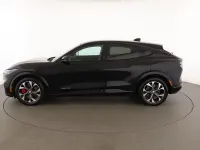 Usata Ford Mustang Mach-E 197 kW (269 CV) 2022 Nero SUV