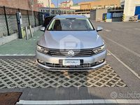 Usata VW Passat Business 150 CV (110 kW) 2019 Gray Station wagon