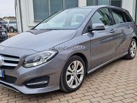 Usata Mercedes B200 136 CV (100 kW) 2016 Grigio Monovolume